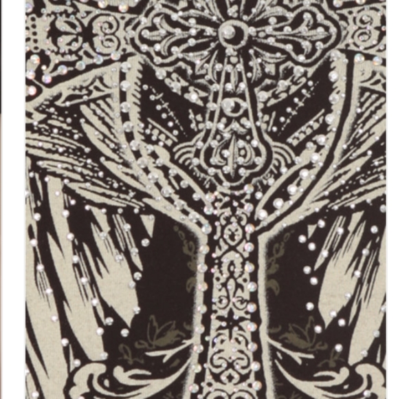 Beautiful top - Picture 5 of 6